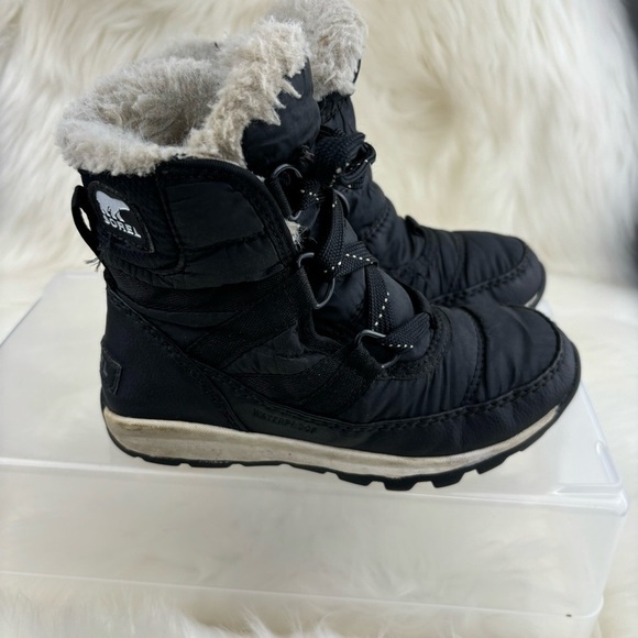 SOREL KIDS BOOTS - Picture 2 of 9
